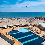 Heaven Hotell 4*