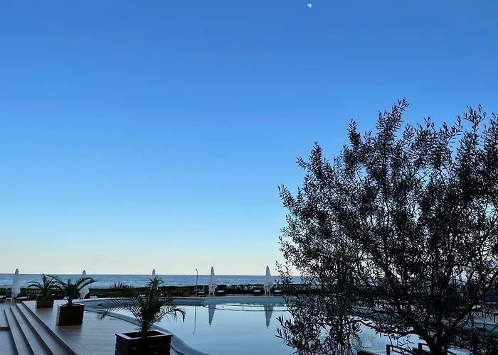 хевън Хотел Слънчев бряг