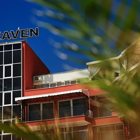 Heaven Hotel 4*