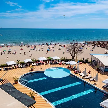 Heaven Hotel 4*